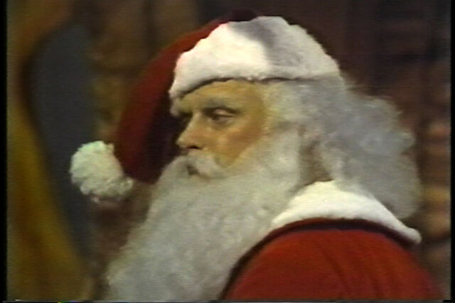 File:Santaclausswitch1-3.jpg