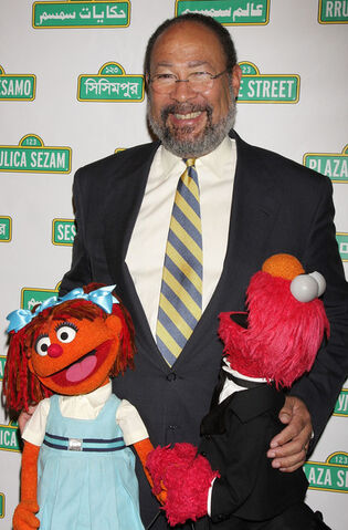 File:2008-gala-Richard Parsons.jpg