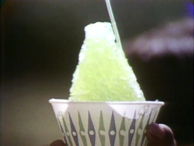 File:Snocone.jpg