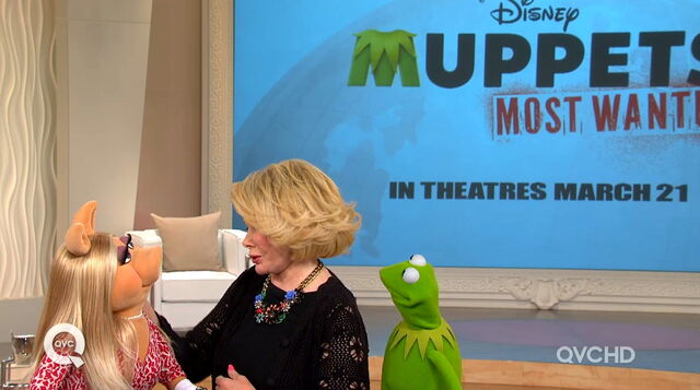 File:Qvc piggy joan truce 5.jpg