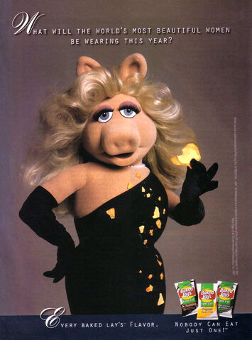 File:BakedLays-PiggyAd.jpg