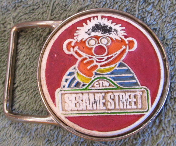 File:Pyramid belt co ernie buckle sesame 1.jpg