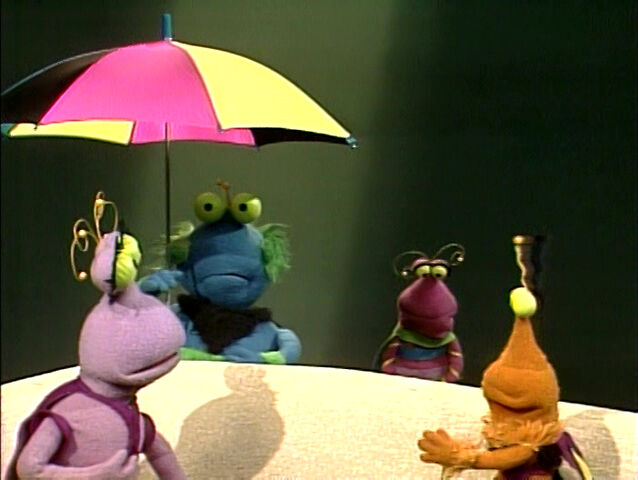 File:Twiddlebugs.Beach.jpg