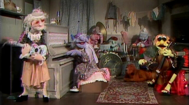 File:Geriandtheatrics.jpg