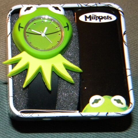 File:Accutime 2013 kermit watch.jpg