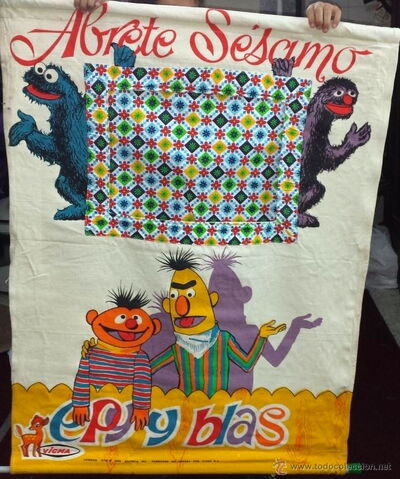 File:Vicma puppet theater.jpg