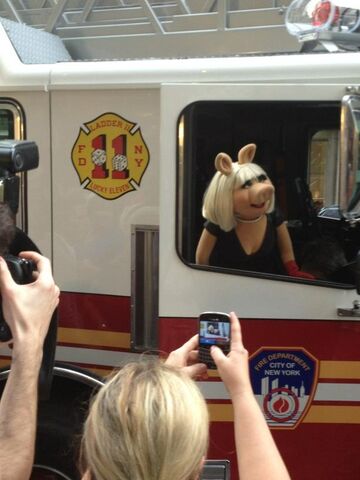 File:FDNY Miss Piggy 10.jpg
