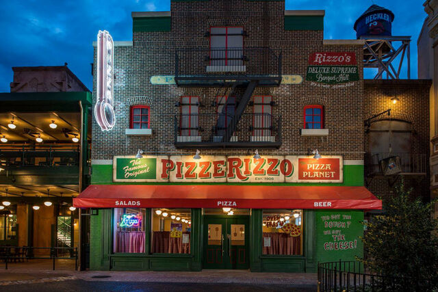 File:PizzeRizzo exterior 01.jpg