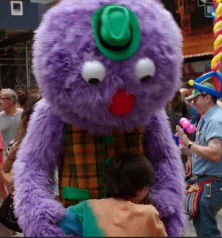 File:Momo-svu1.jpg