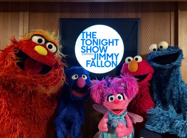 File:SesameMuppetsonTonightShow.jpg