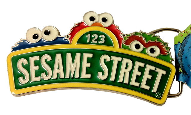 File:Belt buckle sesame 123 2012.jpg
