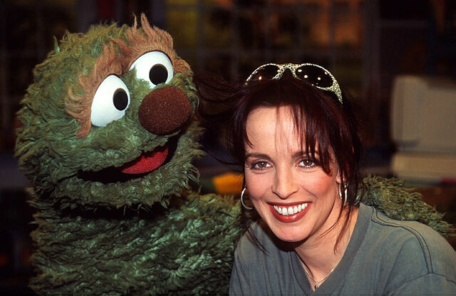 File:Sesamstrasse-Nena&Rumpel-(1998-03-25).jpg