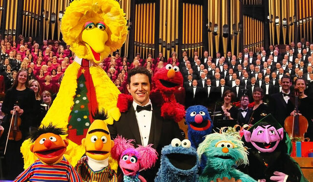 File:SesameStreetMormonTabernacleChristmasConcert-SantinoFontana-(2014).jpg