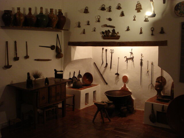 Ficheiro:MUSEU MUNICIPAL 035.jpg