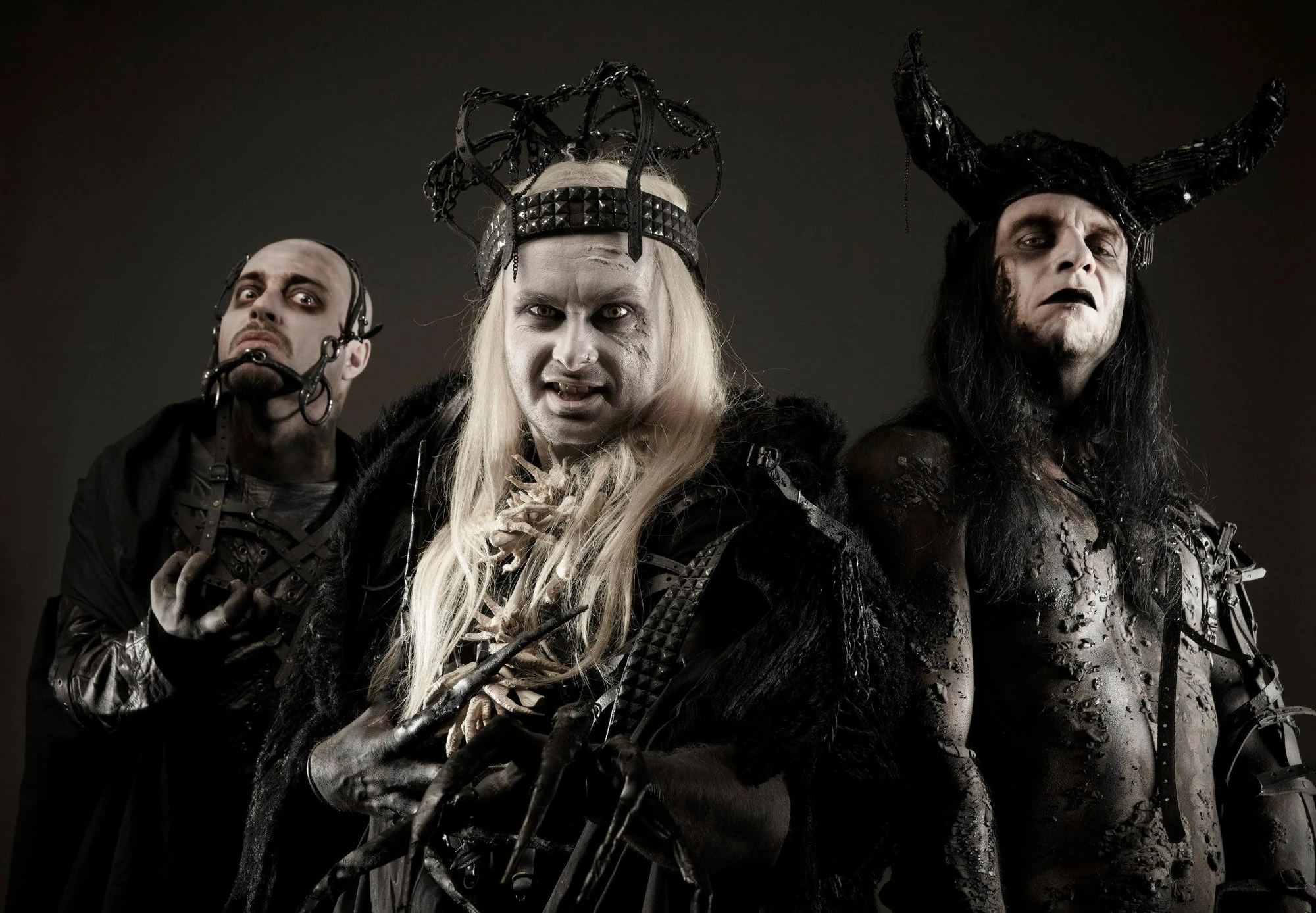 Группа cradle of filth. Cradle of filth солистка. Cradle of filth 2021. Группа cradle of filth концерт. Группа cradle of filth.