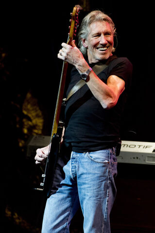 File:Roger Waters.jpg
