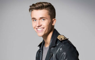 File:Ian Thomas 330x210.jpg