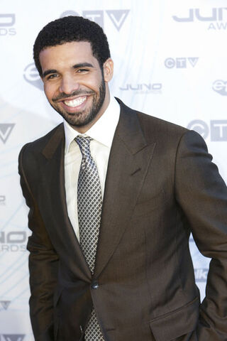File:Drake2.jpg