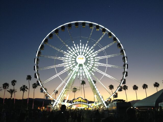 File:Coachella12.jpg