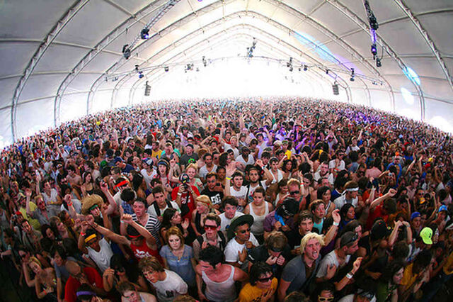 File:Coachella07-b39bbd4b1b96b65912271620737687c38821780e-s6-c10.jpg