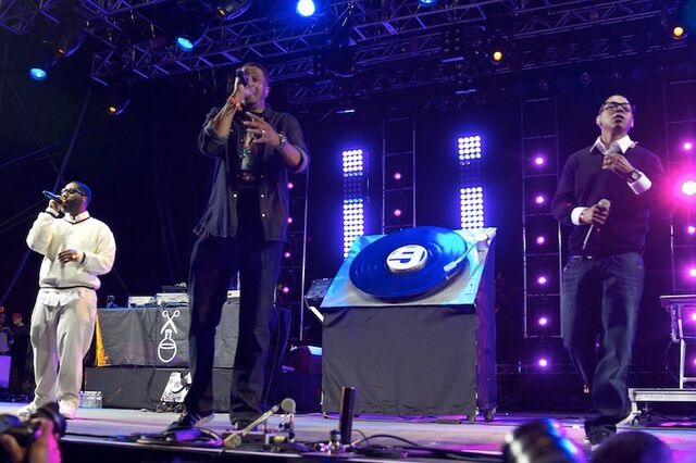 File:Coachella2013 jurassic5.jpg