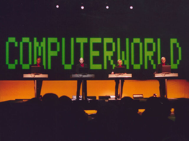 Plik:Kraftwerk.jpg