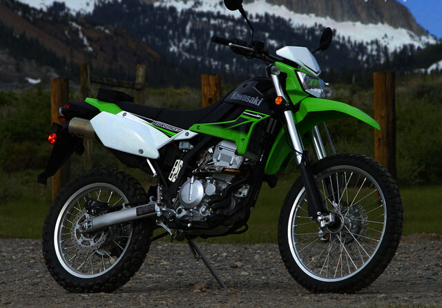 File:2010 kawasaki klx250s 2.jpg