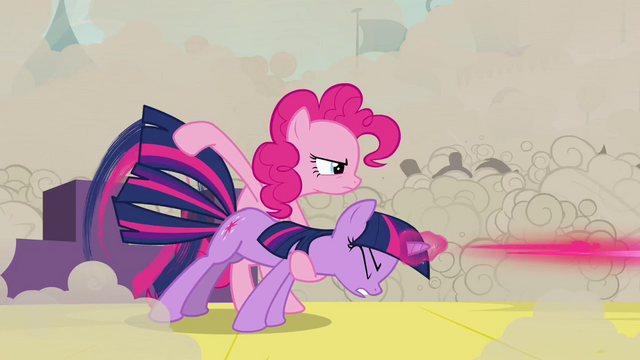 File:1000px-S02E26 Pinkie fires Twilight 2.png