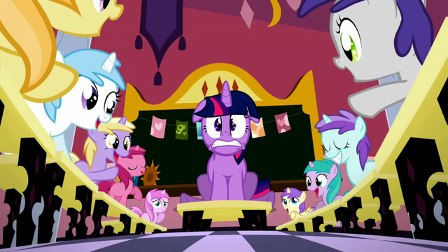 File:Twilight Sparkle Magic kindergarten S2E3.png