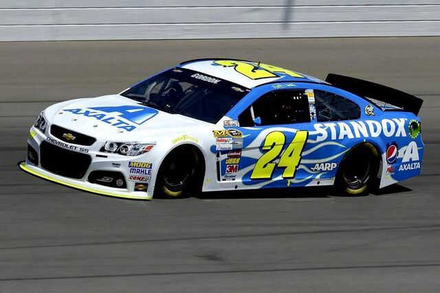 File:Jeff Gordon 2013 Axalta Standox.jpg