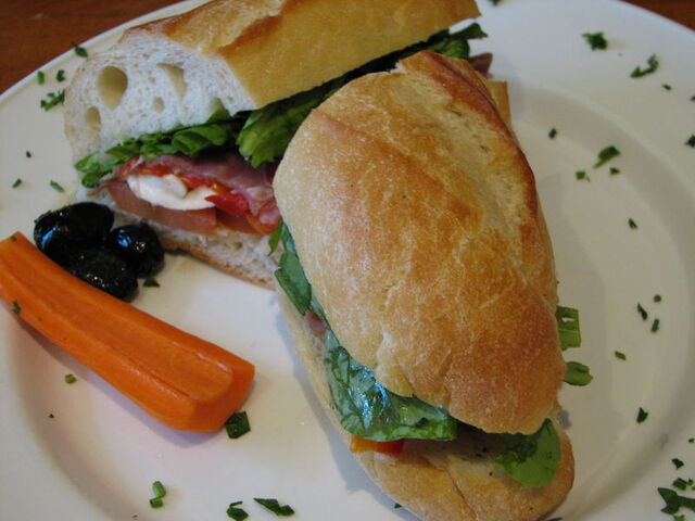 File:Italian Sandwich.jpg