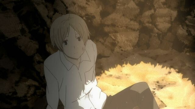 File:Natsume hiding at hole.jpg