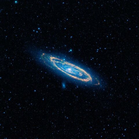 Plik:Galaktyka Andromeda.jpeg