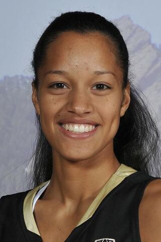 File:Arielle-Roberson.jpg