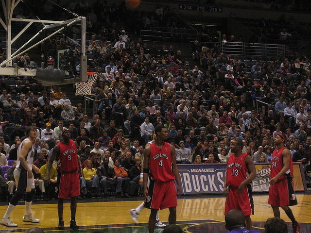 File:Chris bosh bucks.jpg