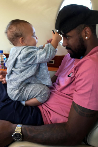 File:Kyrie and his daughter.png