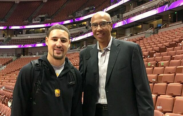 File:Klay-thompson-and-his-dad-mychal-thompson.jpg