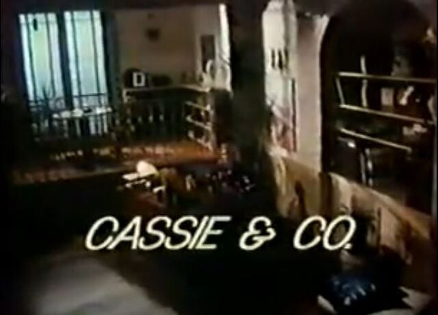 File:Cassie & co.jpg