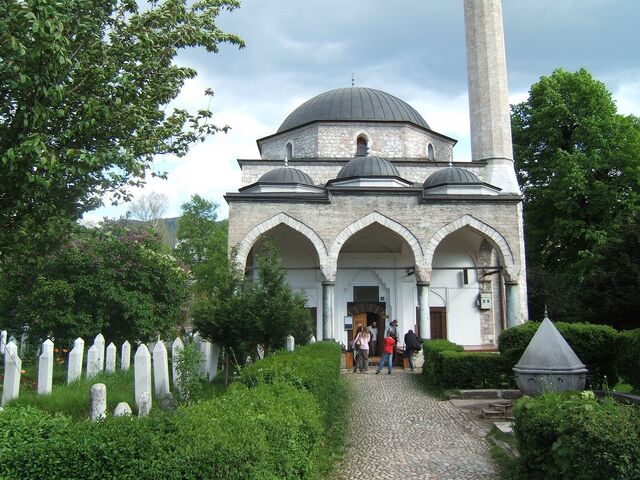 Fișier:Ali Pasha Mosque in Sarajevo - Bosnia and Hercegowina.jpg