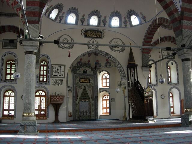 Fișier:Ulu Cami in Kutahya - Turkey.jpg
