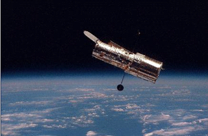 Telescopul HUBBLE.png