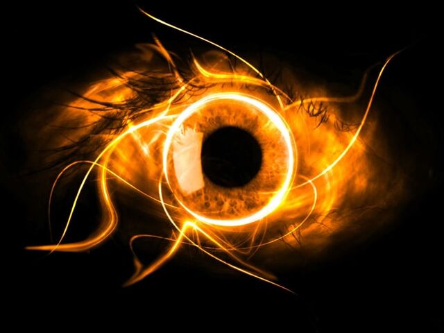 File:Fire eye 1600x1200.jpg