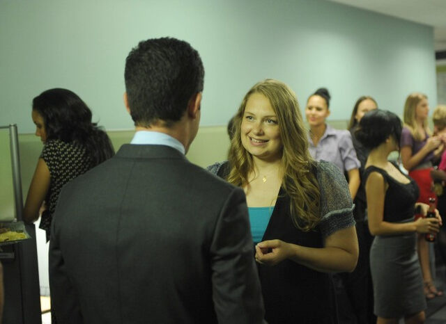 File:NewGirl-EP302 Jacooz2-Sc25 0215.jpg