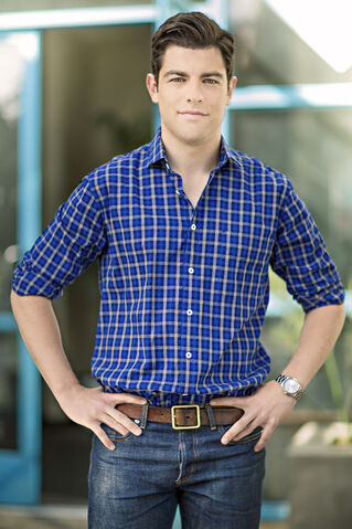 File:Schmidt season4.jpg