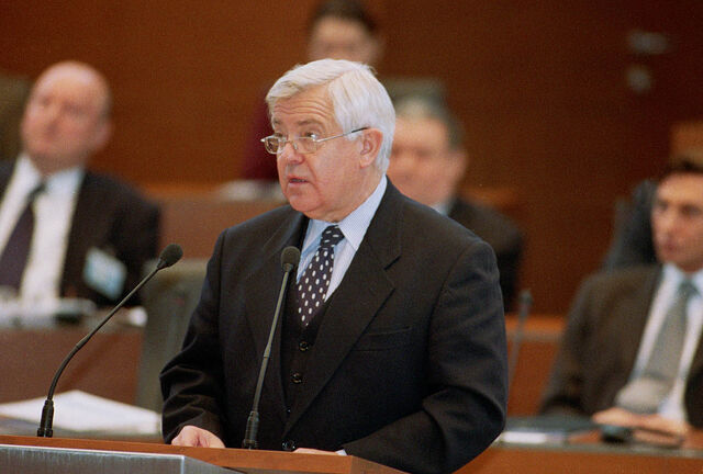 Файл:Parlament.jpg