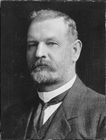 File:William Donald Stuart Macdonald.jpg