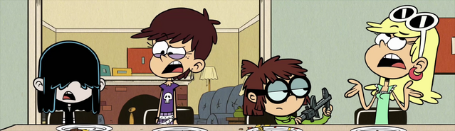 File:Pan across the table 2.png
