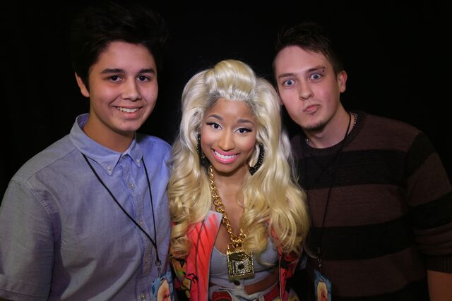 File:MeetAndGreet Melbourne Nicki Barbz2.jpg