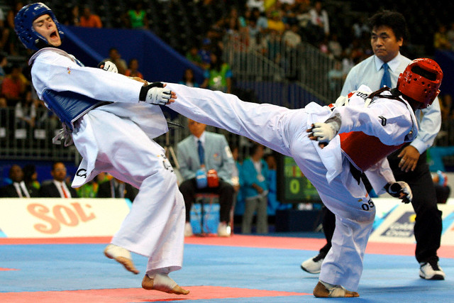 File:Taekwondo-kicks.jpg