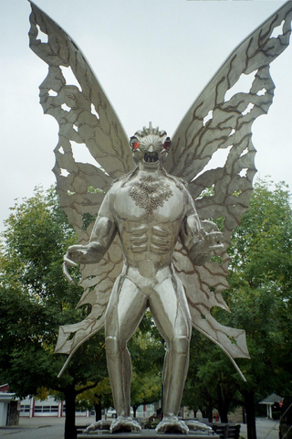 File:Mothman Statue.png